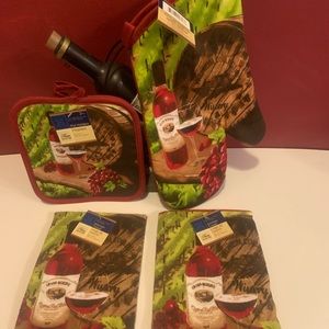 Kitchen Towels Bundle of Winery Theme Kitchen Set